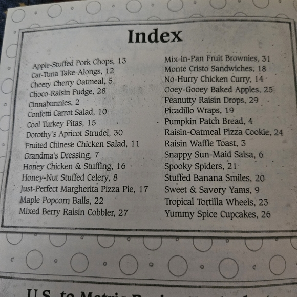 ⚠️Free bundle item- 2 kid holiday cookbooks - Picture 5 of 5